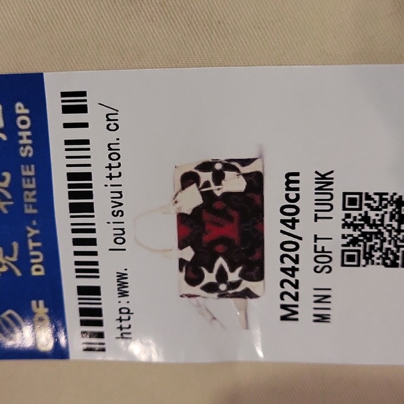 Black and Red satchel - Picture 13 of 14